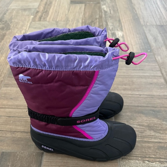SOREL YOUTH FLURRY GIRLS’ SNOW BOOT size 7. - Picture 6 of 11